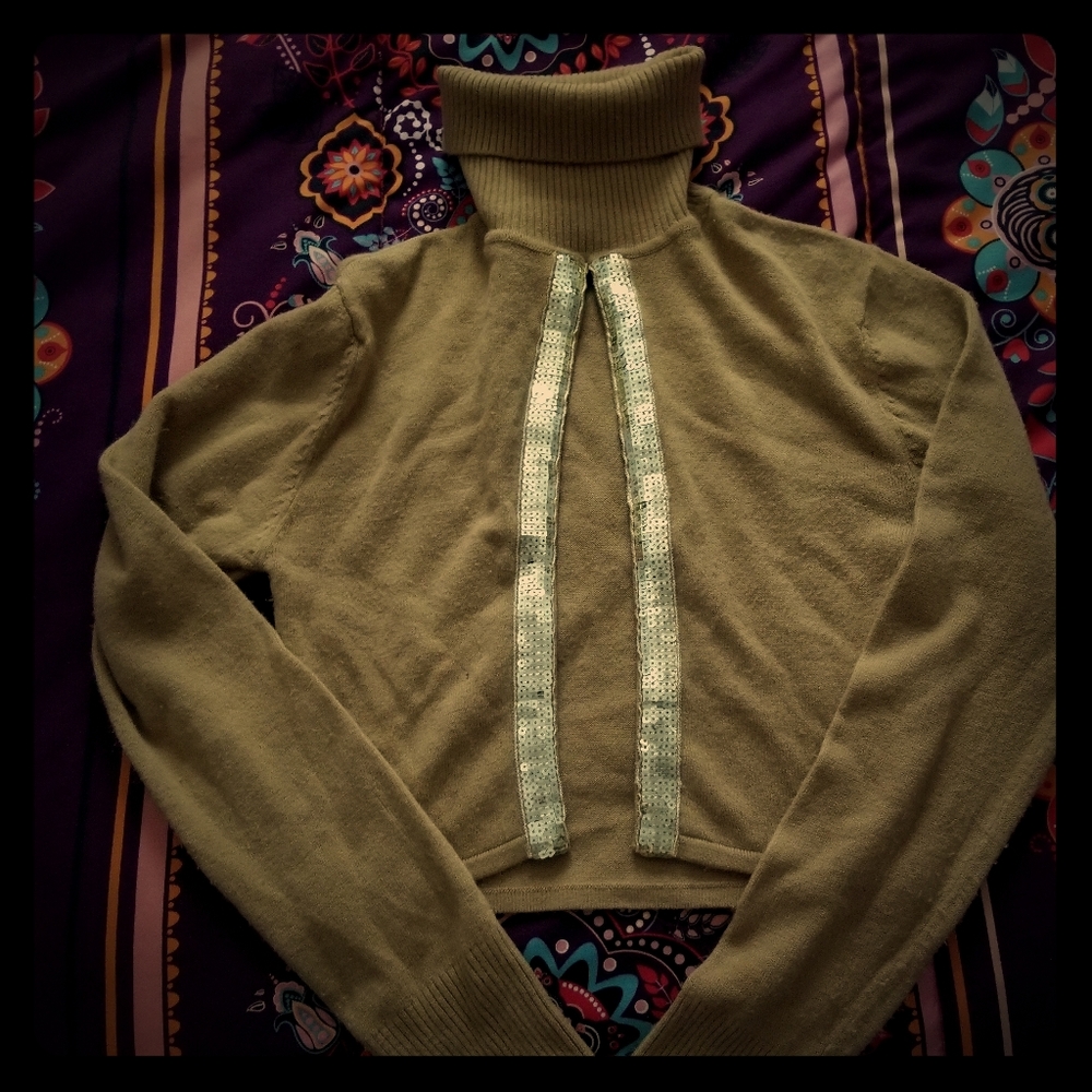 Womens turtle neck split front sweater